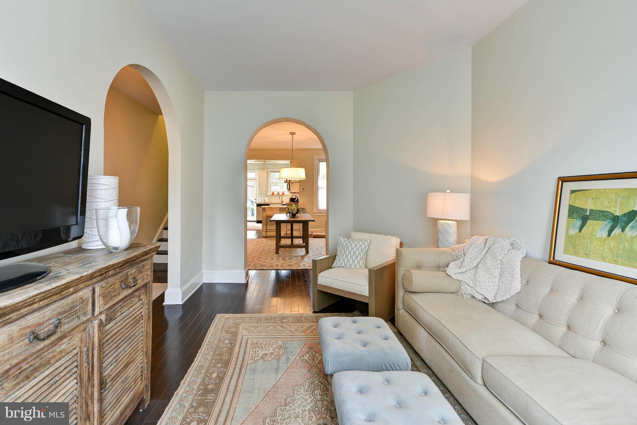 1207 E Street Northeast Washington, DC 20002 - Photo 5 of 25 Living Room