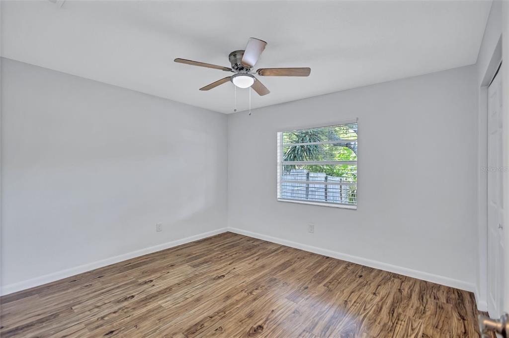504 7th Street Southeast Largo, FL 33771 - Photo 19 of 29