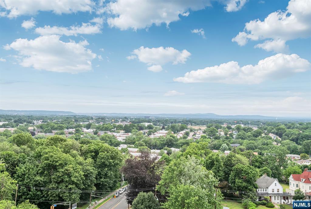 125 Prospect Avenue, Unit 16C Hackensack, NJ 07601 - Photo 16 of 35 an aerial view of multiple house