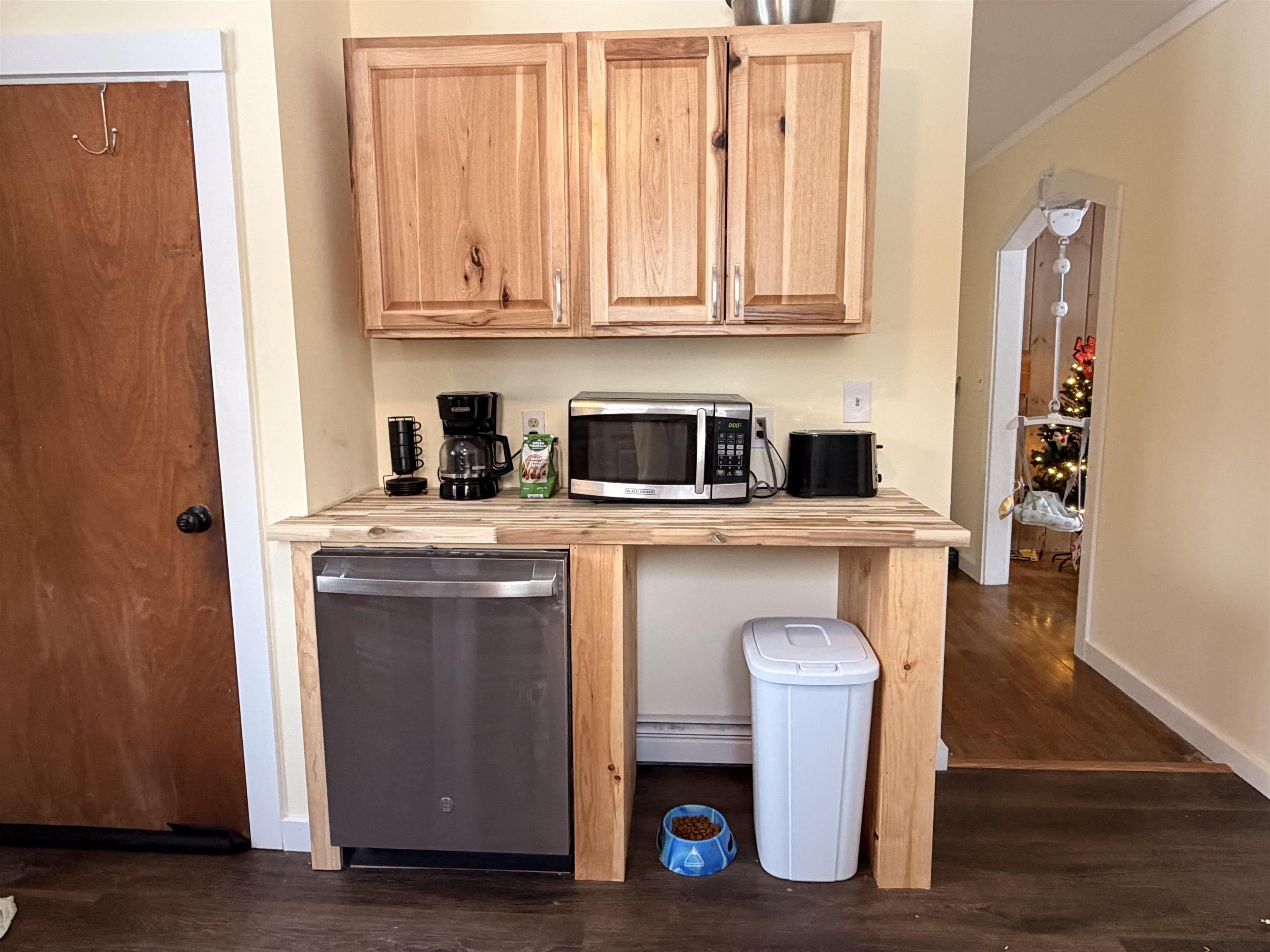 51 Pollard Road, Unit 4 Lincoln, NH 03251 - Photo 16 of 36