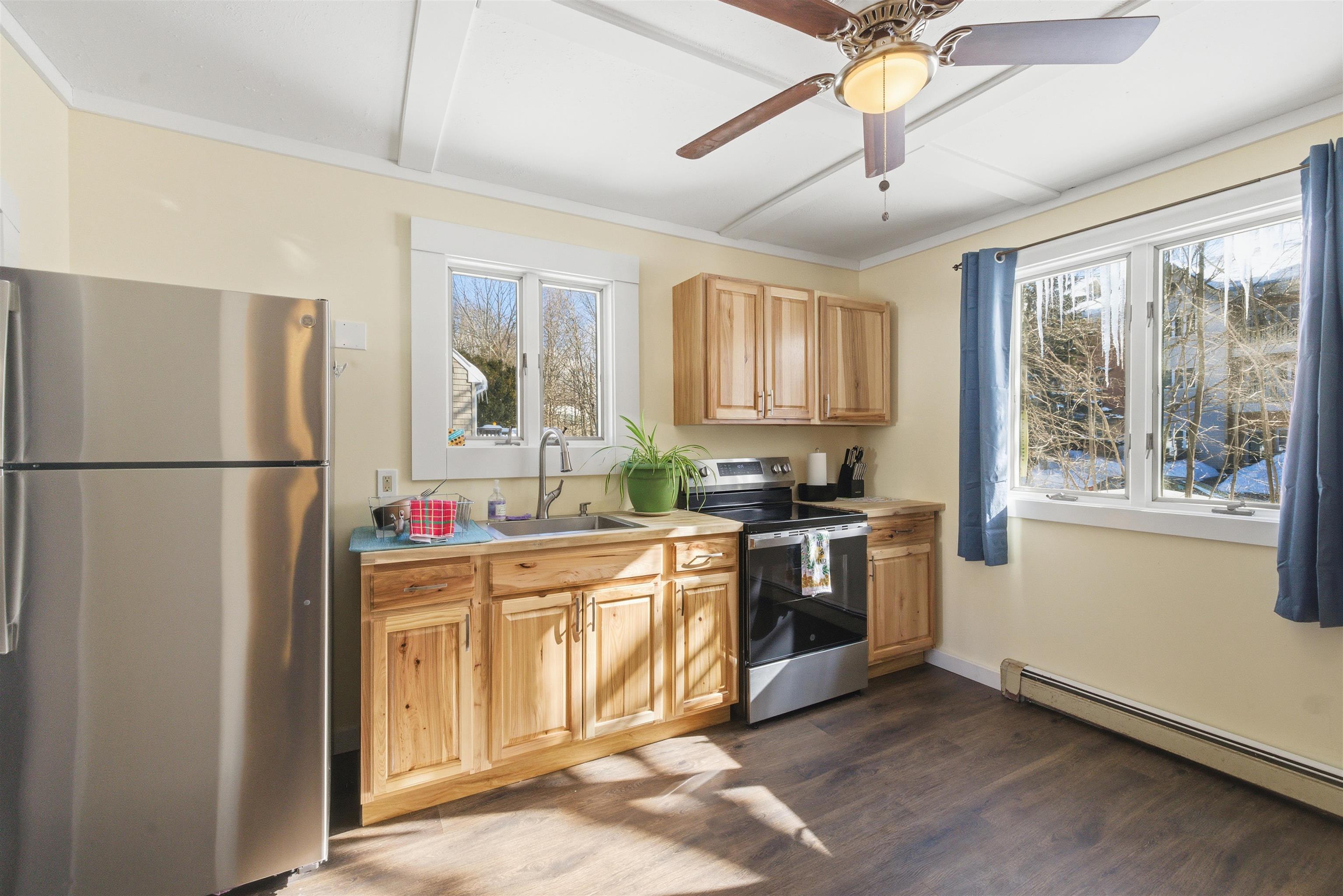 51 Pollard Road, Unit 4 Lincoln, NH 03251 - Photo 4 of 31