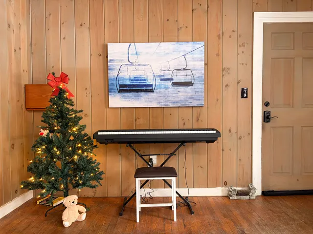 $2,500 | 51 Pollard Road, Unit 4, Lincoln, NH 03251