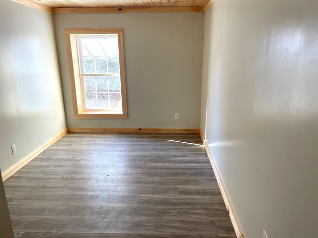 $250,000 | 296 North Main Street, Pittsfield, ME 04967