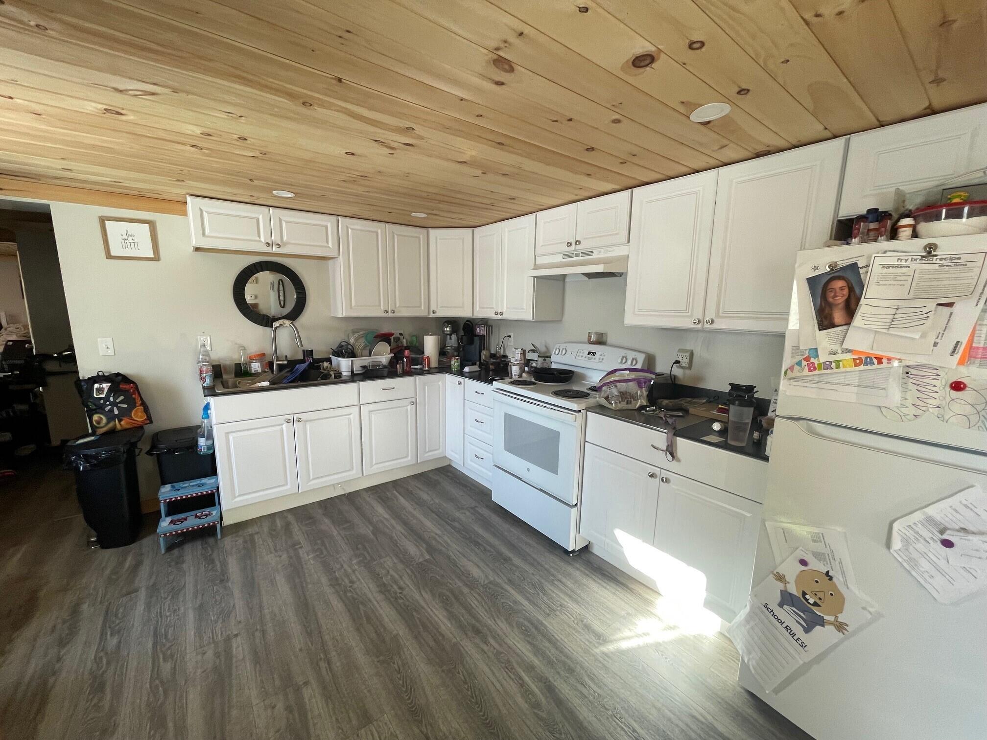 296 North Main Street Pittsfield, ME 04967 - Photo 19 of 30 18