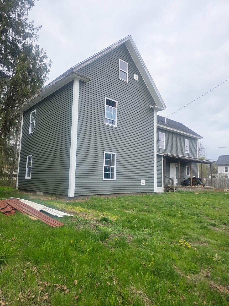 296 North Main Street Pittsfield, ME 04967 - Photo 3 of 30 3