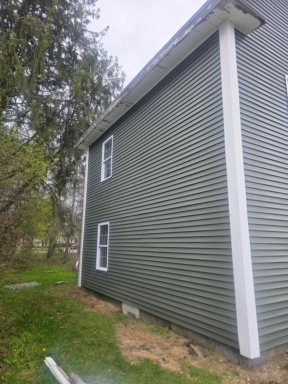 296 North Main Street Pittsfield, ME 04967 - Photo 5 of 30 5