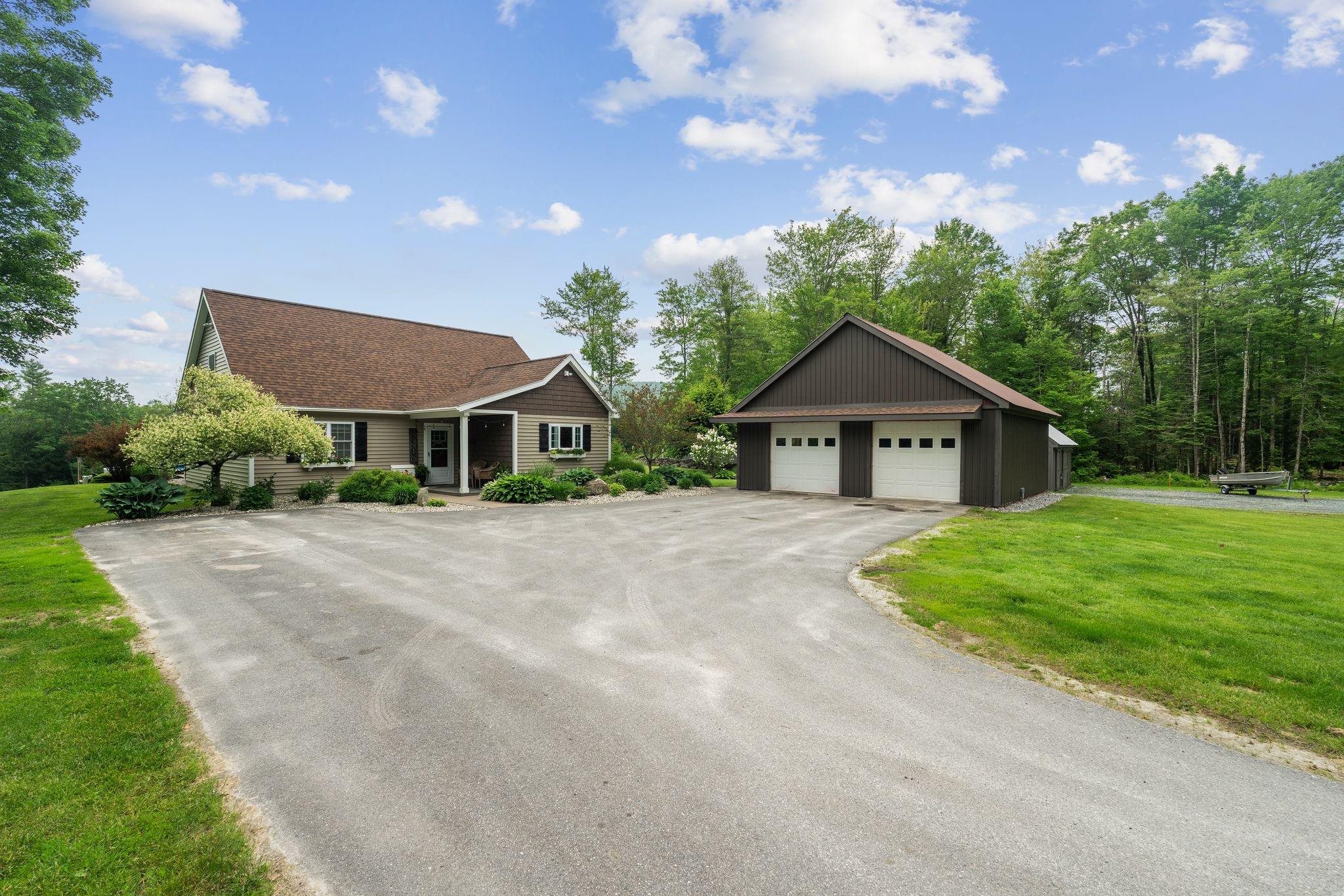 177 Barton Road Croydon, NH 03773 - Photo 1 of 34