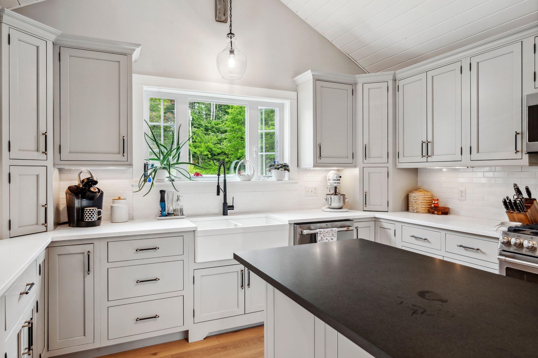 177 Barton Road Croydon, NH 03773 - Photo 10 of 34