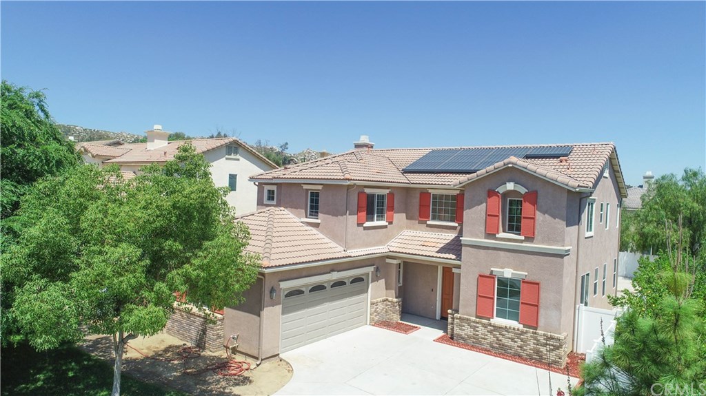 694 West Bowen Road Perris, CA 92570 - Photo 1 of 1 Gallery Image 1