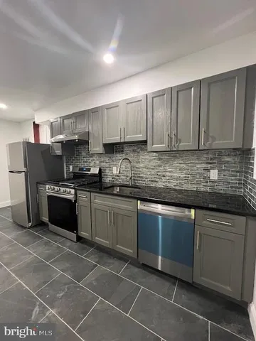 $1,150 | 1508 Brown Street, Unit 1R, Philadelphia, PA 19130