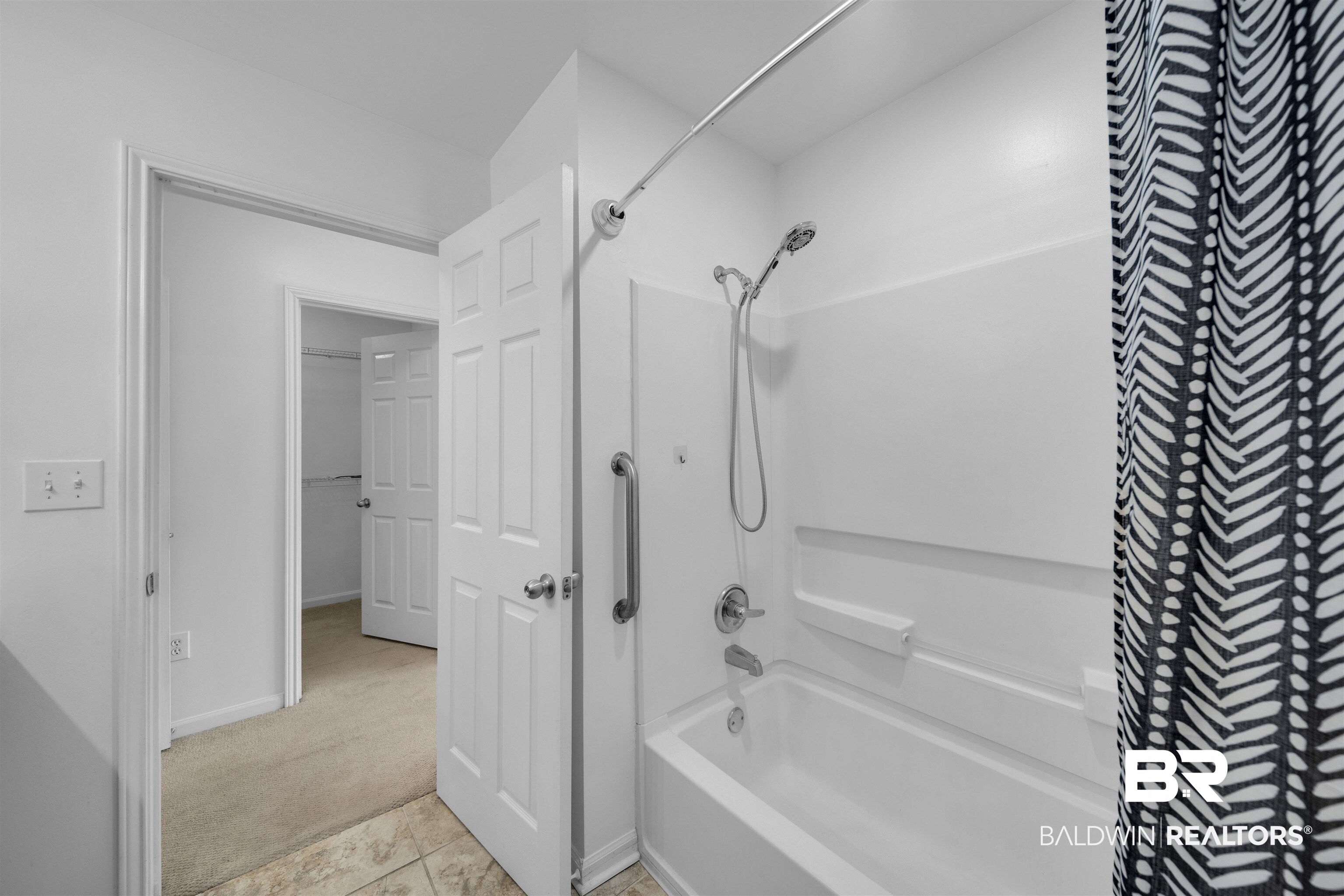 1517 Regency Road, Unit 142 Gulf Shores, AL 36542 - Photo 23 of 49 Primary bath view 2