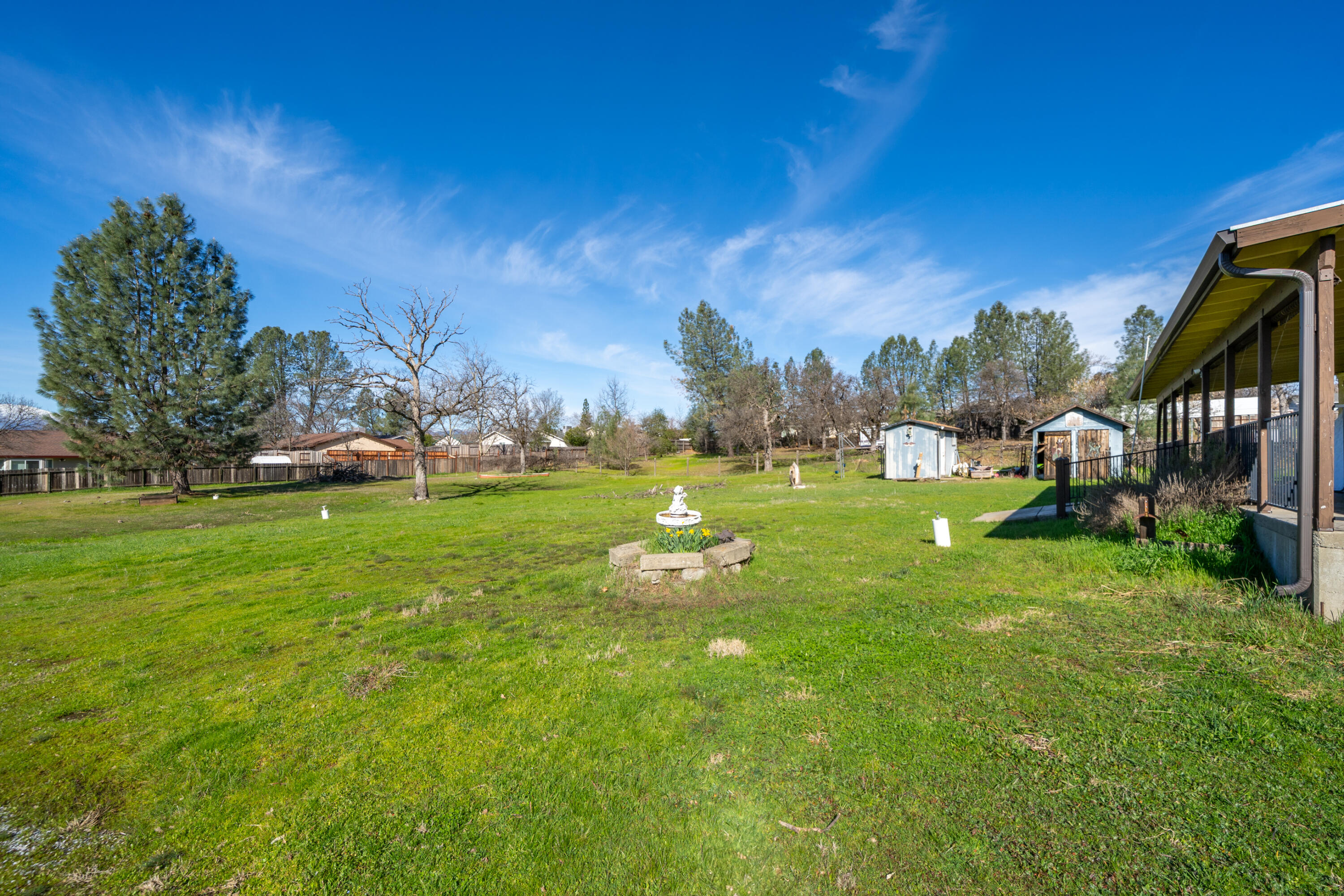 1200 Lema Road Redding, CA 96003 - Photo 28 of 37 1200 Lema Rd-43