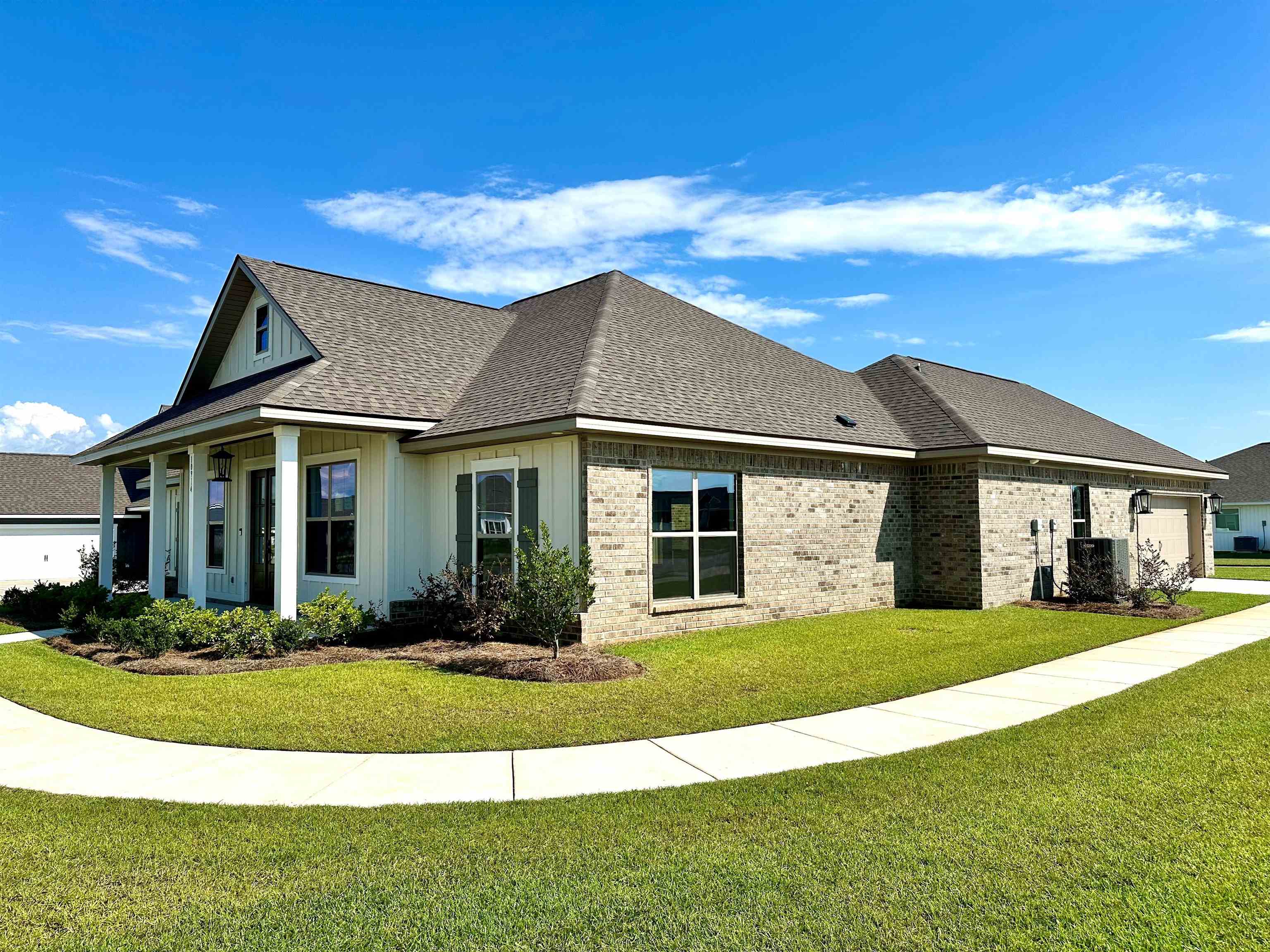 10914 Secretariat Boulevard Daphne, AL 36526 - Photo 3 of 18 FrontOfStructure