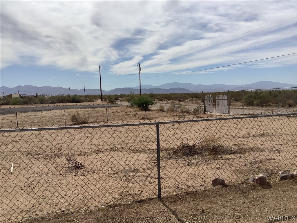 4024 Canelo Road Golden Valley, AZ 86413 - Photo 8 of 35