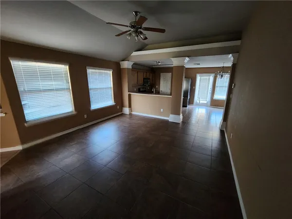 $1,800 | 3826 Los Arroyos Drive, Corpus Christi, TX 78414