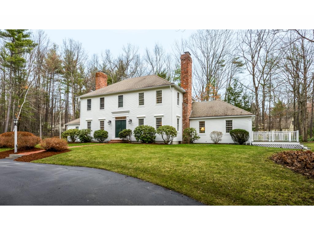 11 General Amherst Road Amherst, NH 03031 - Photo 2 of 36