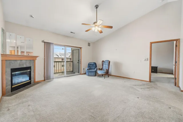 $299,900 | 223 5th Street, Unit 319, Hartford, WI 53027