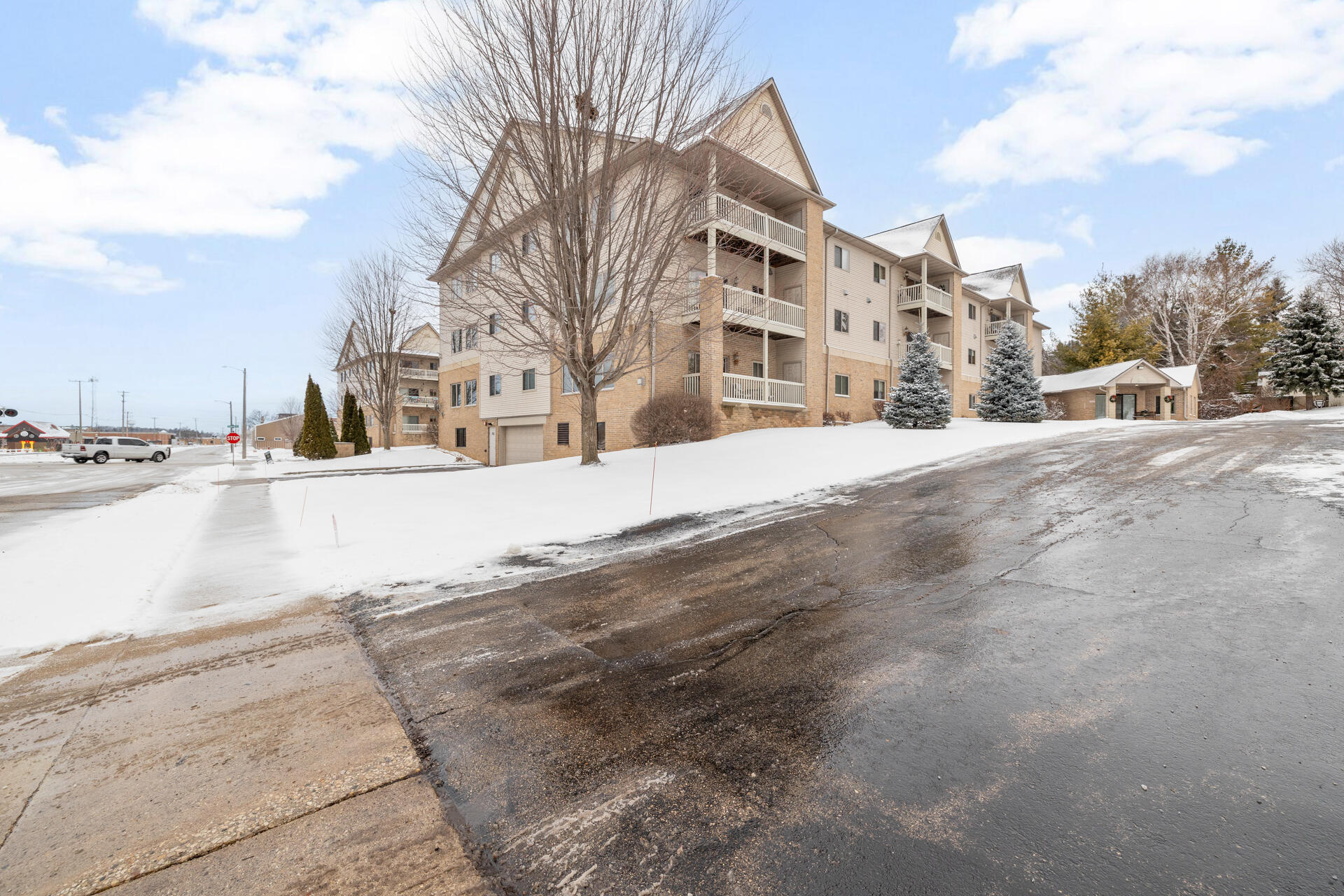 223 5th Street, Unit 319 Hartford, WI 53027 - Photo 26 of 28 Welcome Home