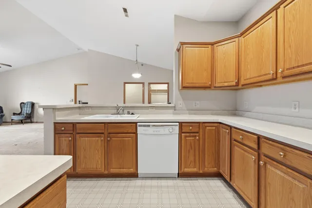 $299,900 | 223 5th Street, Unit 319, Hartford, WI 53027