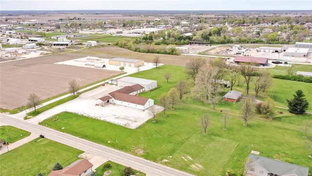 $25,000 | 512 June Street, Jerseyville, IL 62052