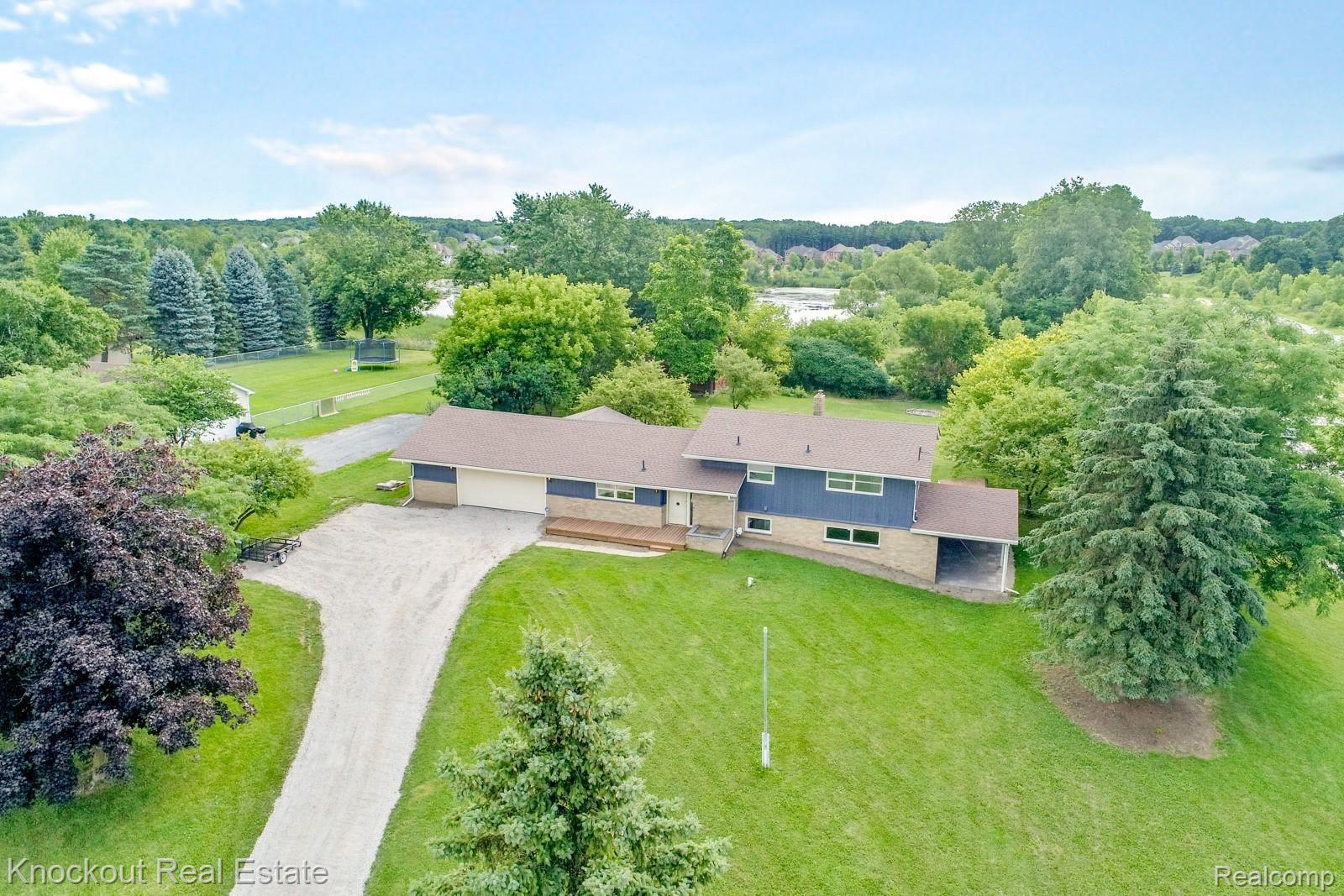 3193 Atlas Road Davison, MI 48423 - Photo 54 of 58 3193 Atlas Davison-55.jpg