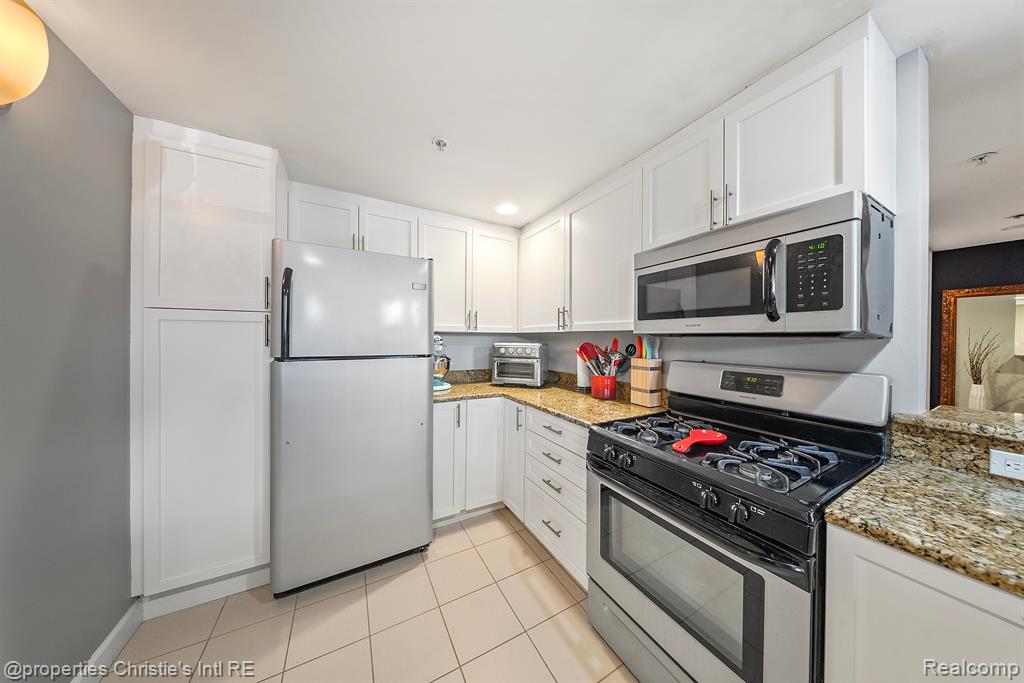 615 West Hancock Street, Unit 1 Detroit, MI 48201 - Photo 9 of 28