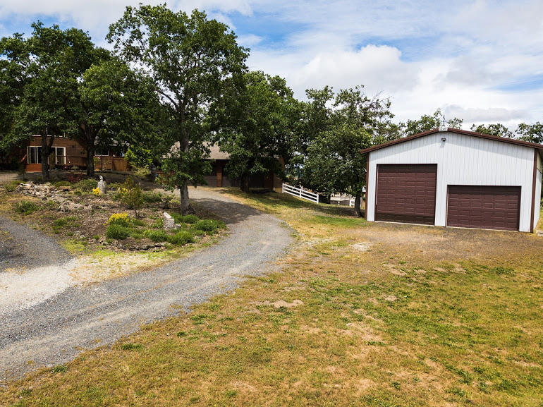 11754 Dixie Road White City, OR 97503 - Photo 24 of 38 a front view of a house with a yard