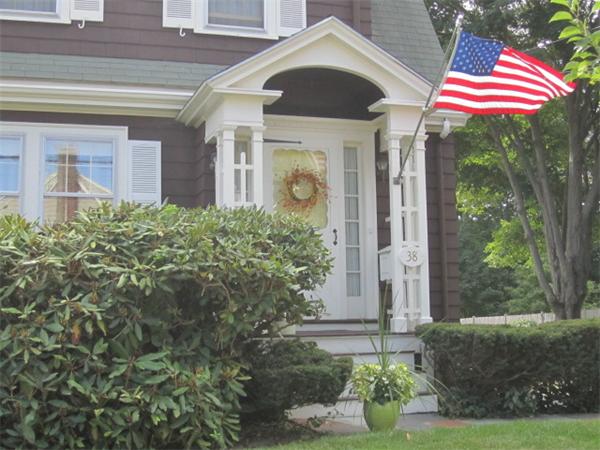 38 Boulevard Road Dedham, MA 02026 - Photo 3 of 18 Gallery Image 3