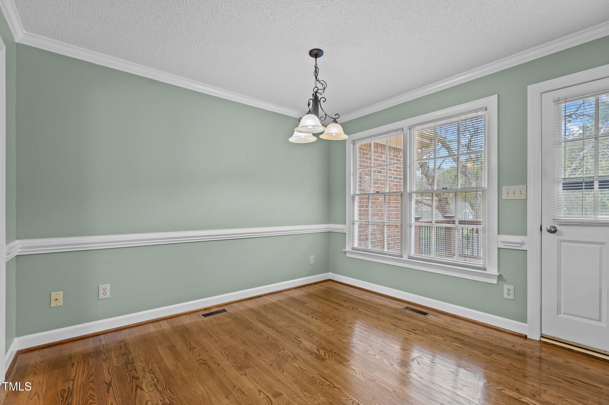 5940 Hampton Ridge Road Raleigh, NC 27603 - Photo 12 of 42 25-web-or-mls-IMGL6375