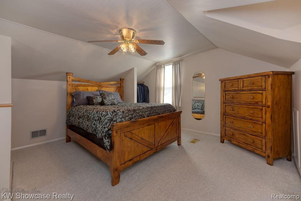 2738 Crooks Road Royal Oak, MI 48073 - Photo 19 of 25