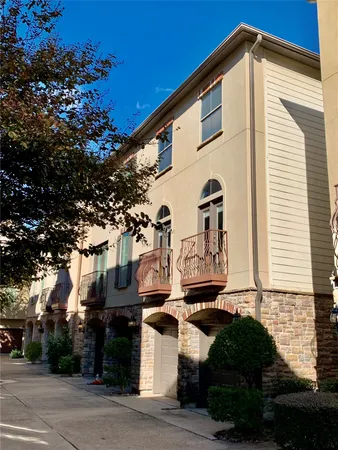 $3,000 | 542 Bomar Street, Houston, TX 77006