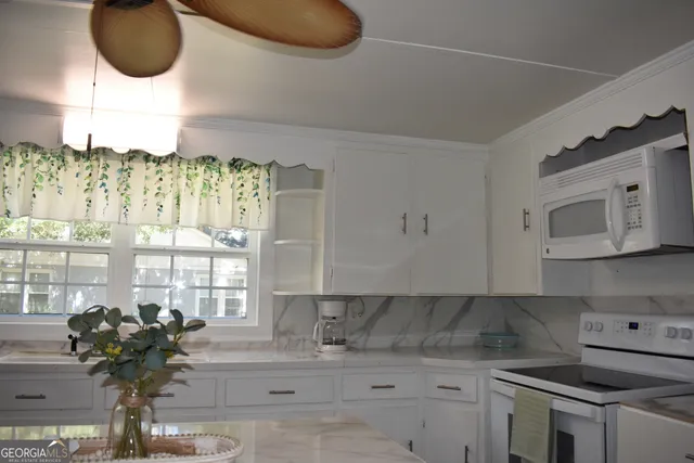 $239,000 | 250 South Lewis Street, Metter, GA 30439