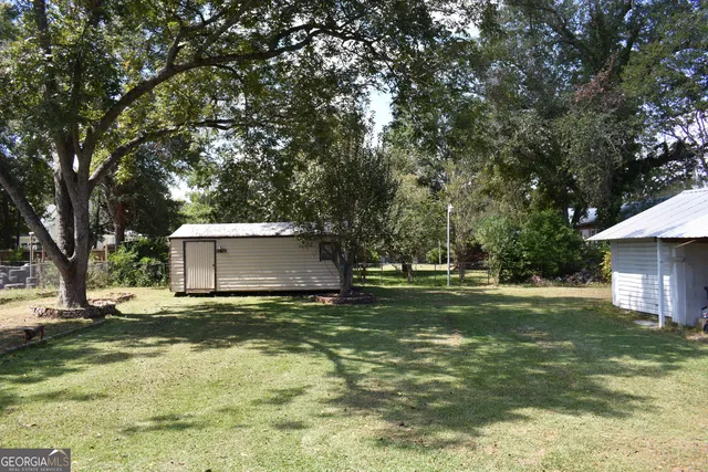 $239,000 | 250 South Lewis Street, Metter, GA 30439