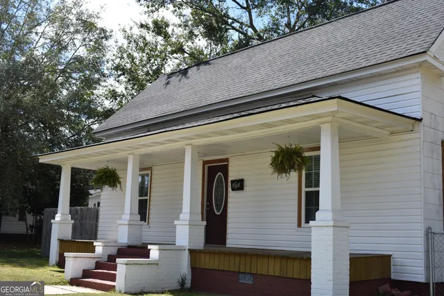 $239,000 | 250 South Lewis Street, Metter, GA 30439