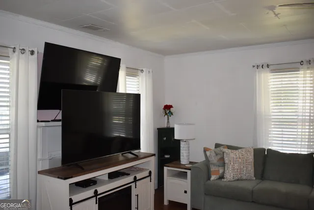 $239,000 | 250 South Lewis Street, Metter, GA 30439