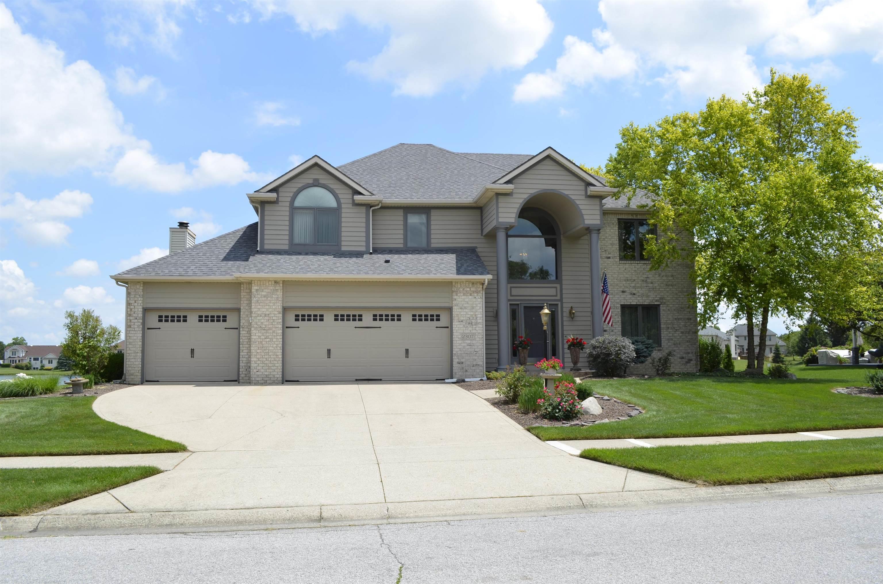 2307 Stonebriar Road Fort Wayne, IN 46814 - Photo 1 of 35 Gallery Image 1