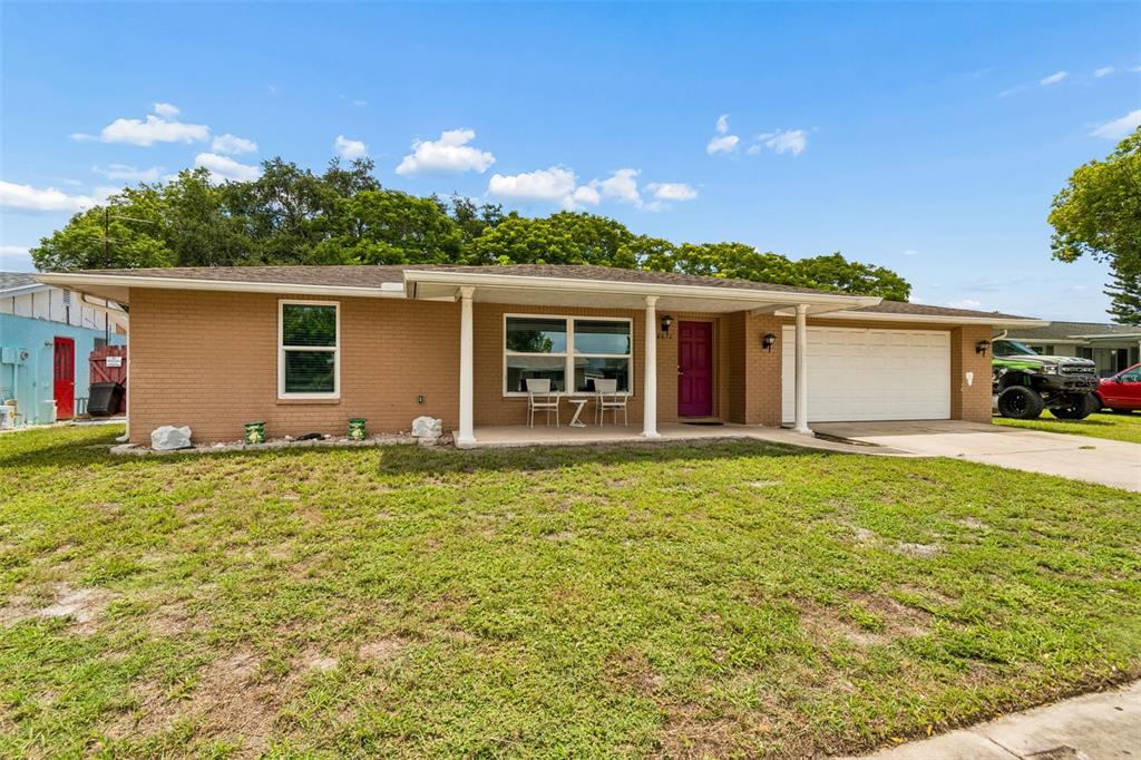 8832 Goshen Lane Port Richey, FL 34668 - Photo 2 of 40 Gallery Image 2