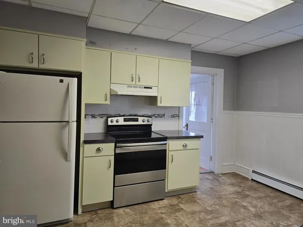 $262,000 | 43 East 2nd Street, Boyertown, PA 19512
