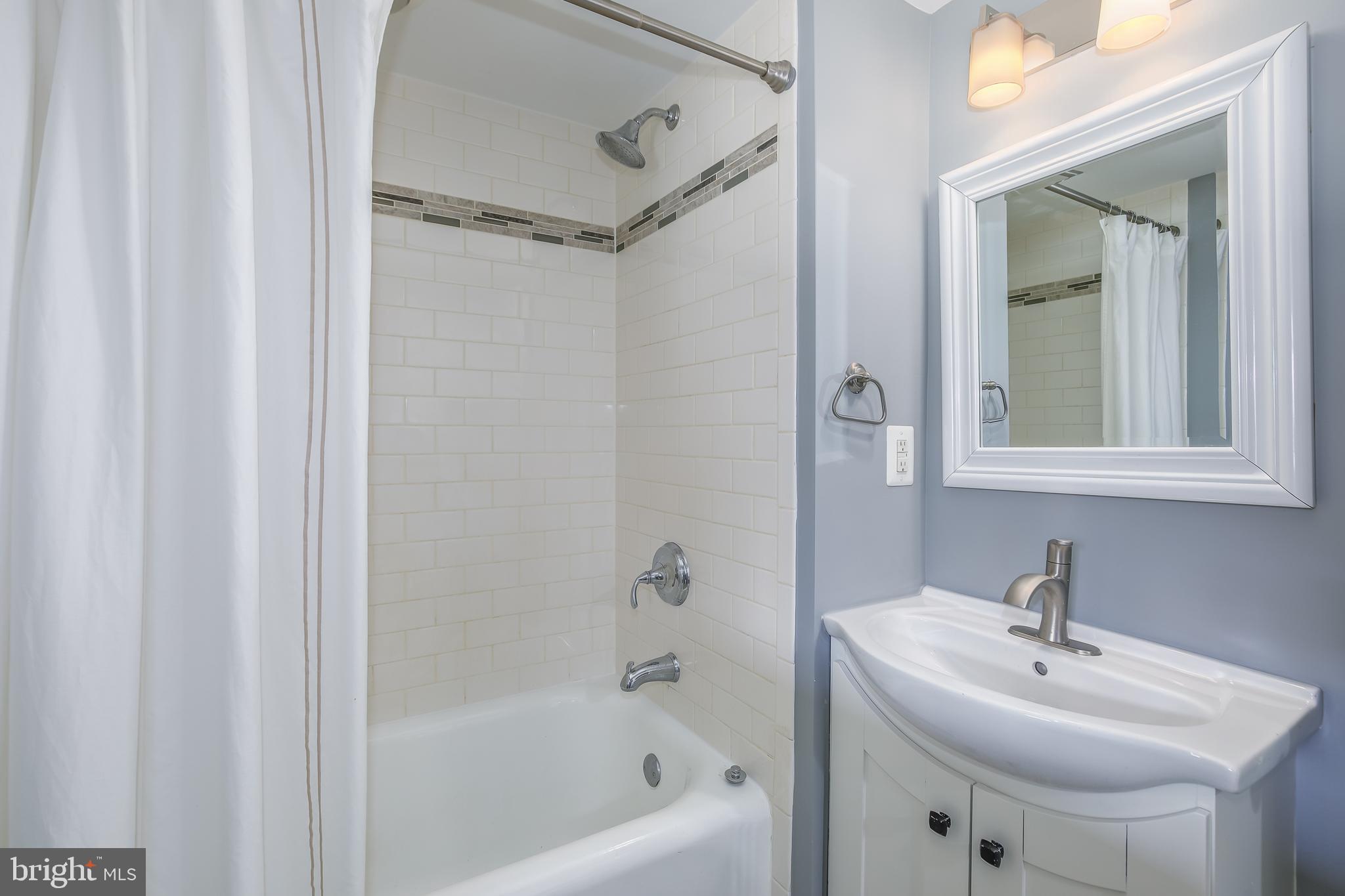 323 18th Place Northeast Washington, DC 20002 - Photo 31 of 39