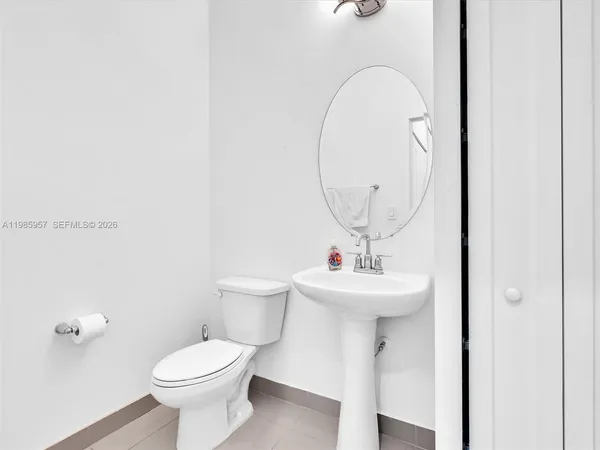$4,250 | 4936 Whispering Way, Unit 4936, Dania Beach, FL 33312