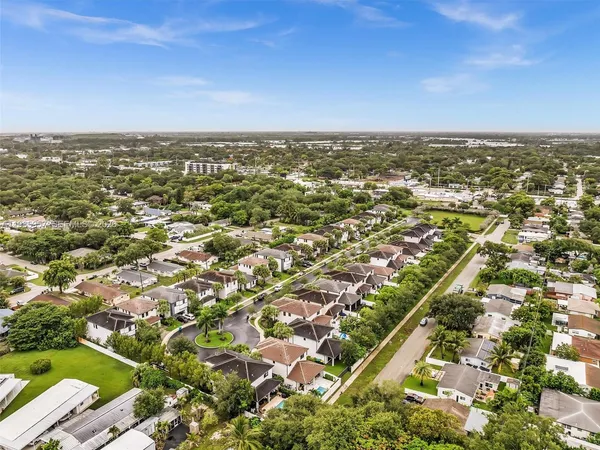 $4,250 | 4936 Whispering Way, Unit 4936, Dania Beach, FL 33312