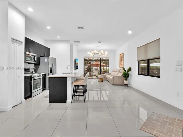 $4,250 | 4936 Whispering Way, Unit 4936, Dania Beach, FL 33312