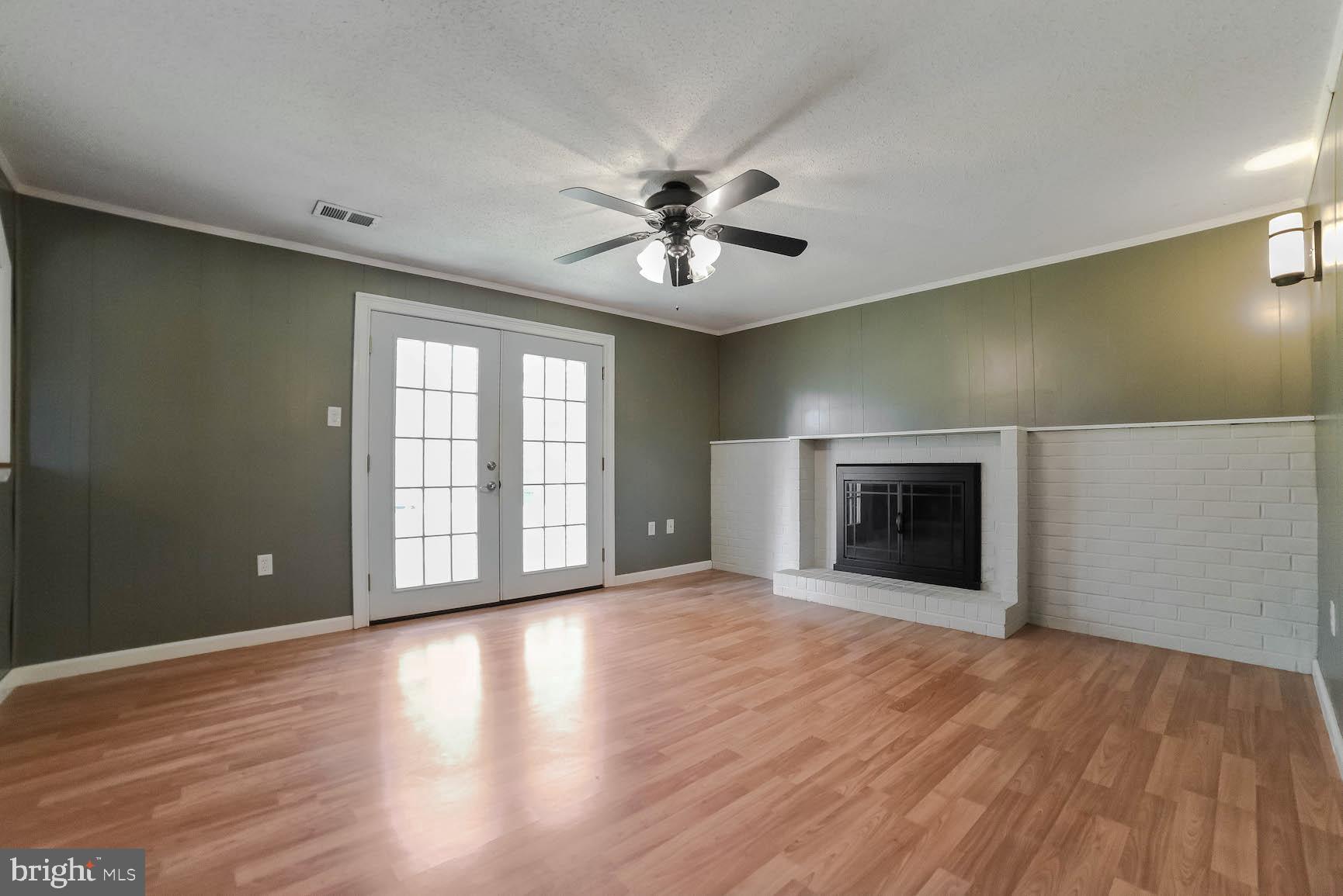 5030 Nicholas Road Waldorf, MD 20601 - Photo 14 of 39 Family Room