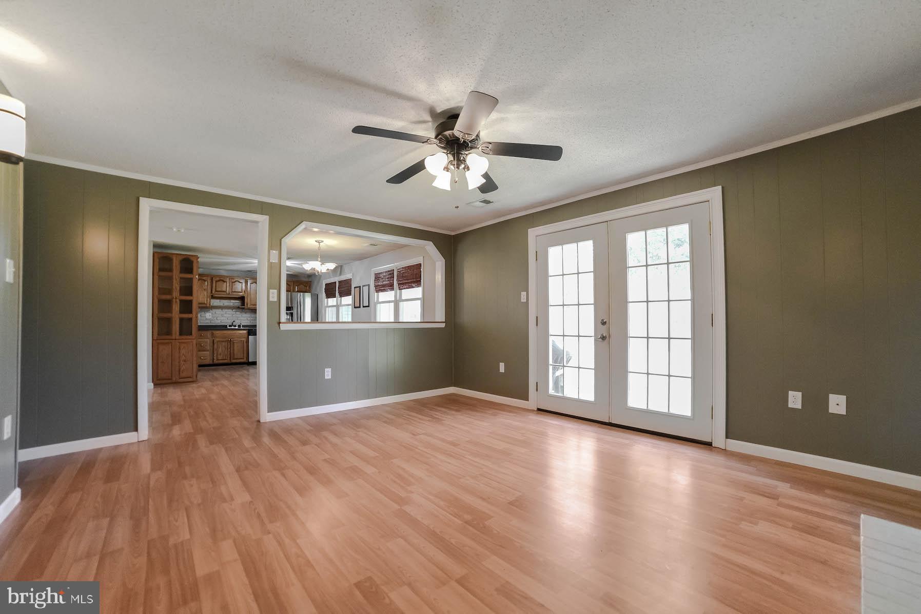 5030 Nicholas Road Waldorf, MD 20601 - Photo 16 of 39 Family Room