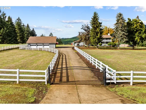 $985,000 | 88692 Ermi Bee Road, Springfield, OR 97478