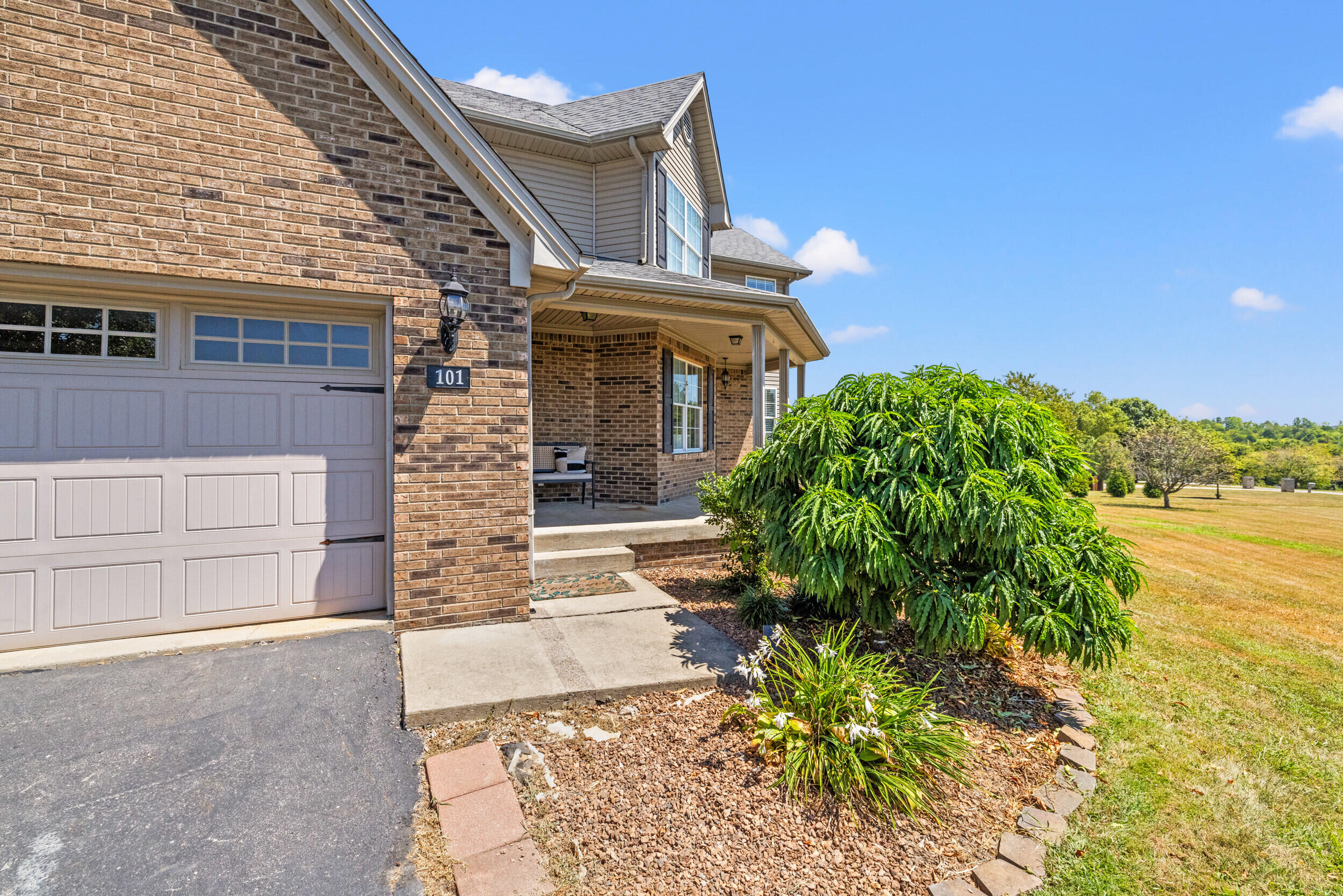 Home for Sale Lancaster 2
