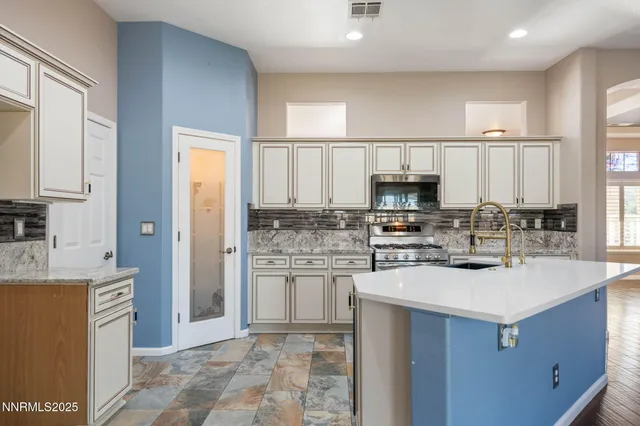 $599,000 | 1498 River Park Parkway, Dayton, NV 89403