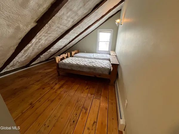 $1,500 | 715 Hudson Avenue, Unit E, Stillwater, NY 12170