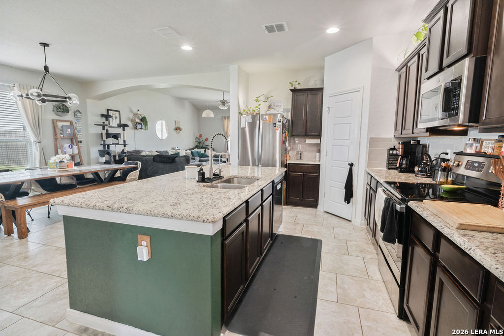 2111 Rhesus View San Antonio, TX 78245 - Photo 14 of 20