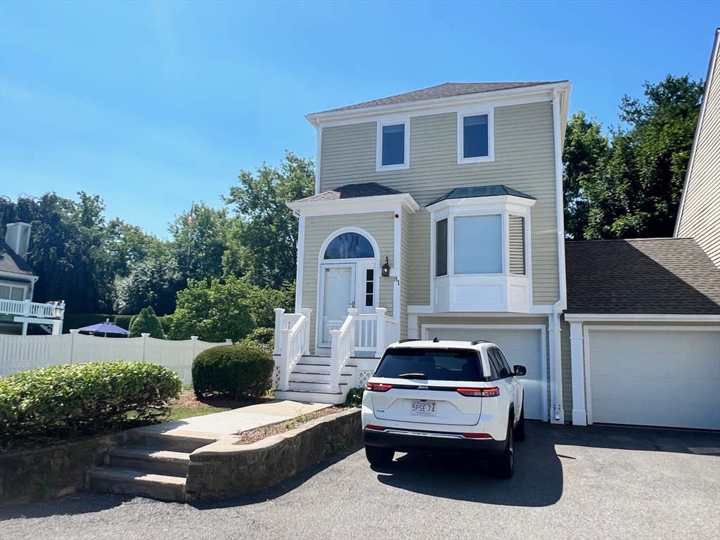 81 Abington Road, Unit 81 Danvers, MA 01923 - Photo 2 of 41